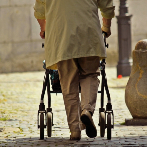 DNA changes reveal who becomes frail as they age