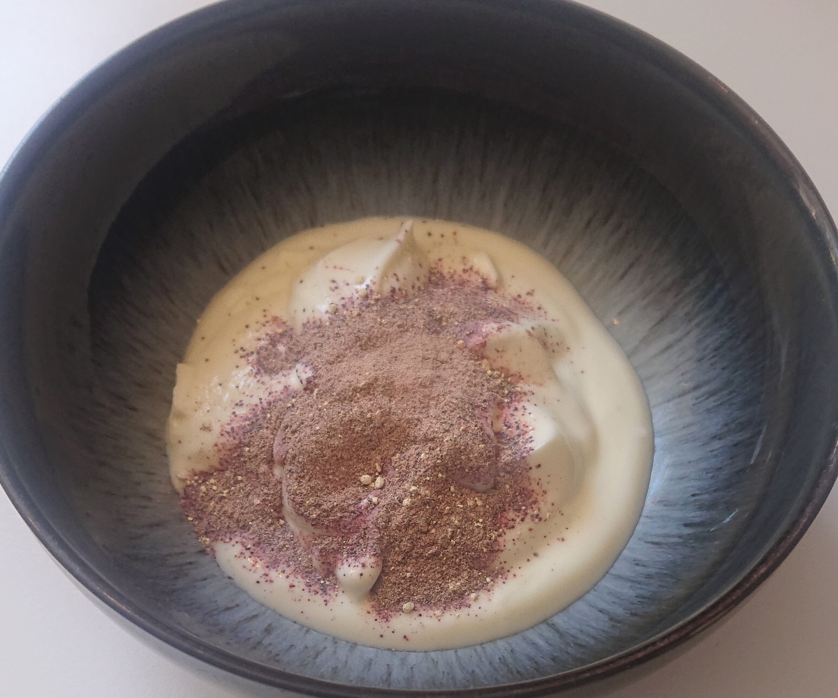 timeline nutrition powder in yoghurt